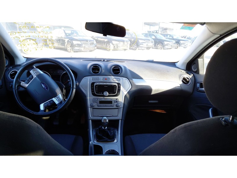 ford mondeo iv (ba7) del año 2008
							