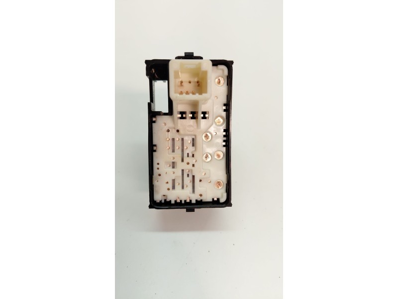 Recambio de mando elevalunas trasero izquierdo para toyota auris hybrid business referencia OEM IAM 192801  