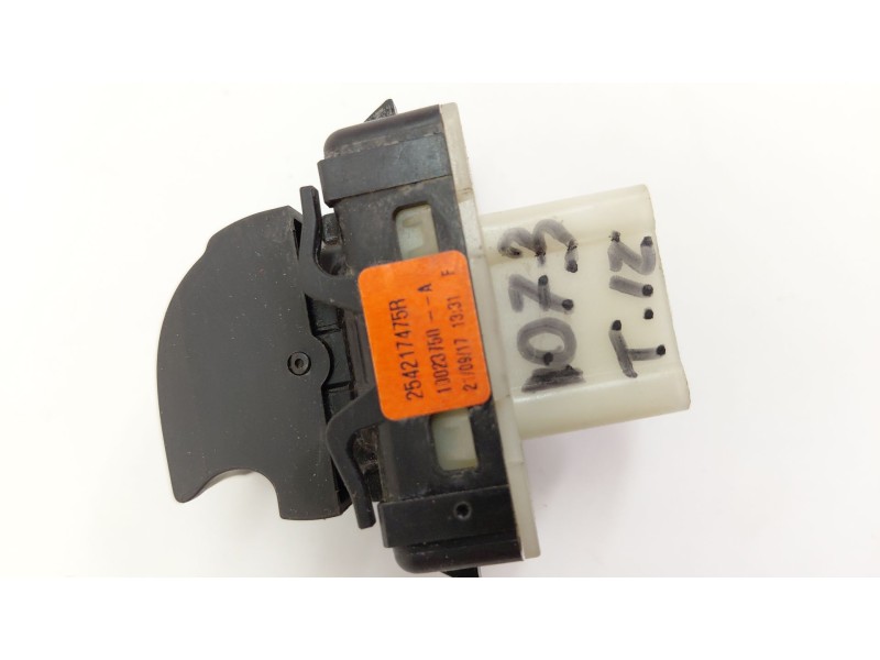 Recambio de mando elevalunas trasero izquierdo para renault twingo iii limited referencia OEM IAM 254217475R  