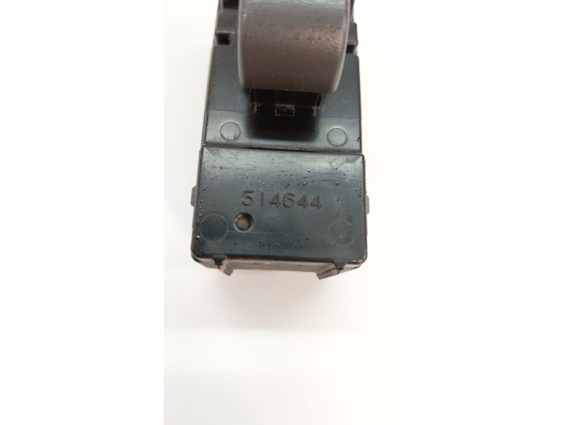 Recambio de mando elevalunas trasero derecho para isuzu d-max rodeo referencia OEM IAM 514644  