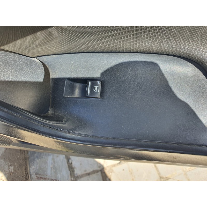 Recambio de mando elevalunas delantero derecho para seat ibiza (6j5) 1.9 tdi referencia OEM IAM   