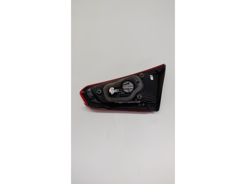 Recambio de piloto trasero izquierdo interior para hyundai i20 active 1.0 tgdi cat referencia OEM IAM 92403C8600  