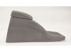 Recambio de apoyabrazos central para isuzu d-max rodeo referencia OEM IAM    2