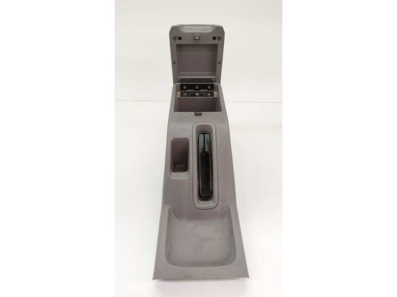 Recambio de apoyabrazos central para isuzu d-max rodeo referencia OEM IAM   
							