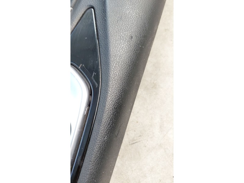 Recambio de guarnecido puerta delantera izquierda para kia xceed (cd) 1.5 t-gdi mhev referencia OEM IAM   