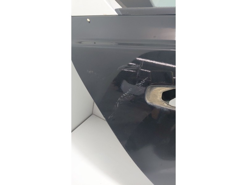 Recambio de puerta trasera derecha para jaguar xe 2.0 diesel cat referencia OEM IAM   
							