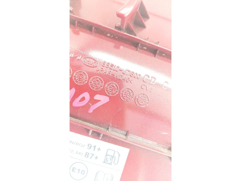 Recambio de tapa exterior combustible para kia xceed (cd) 1.5 t-gdi mhev referencia OEM IAM 69510J7800  