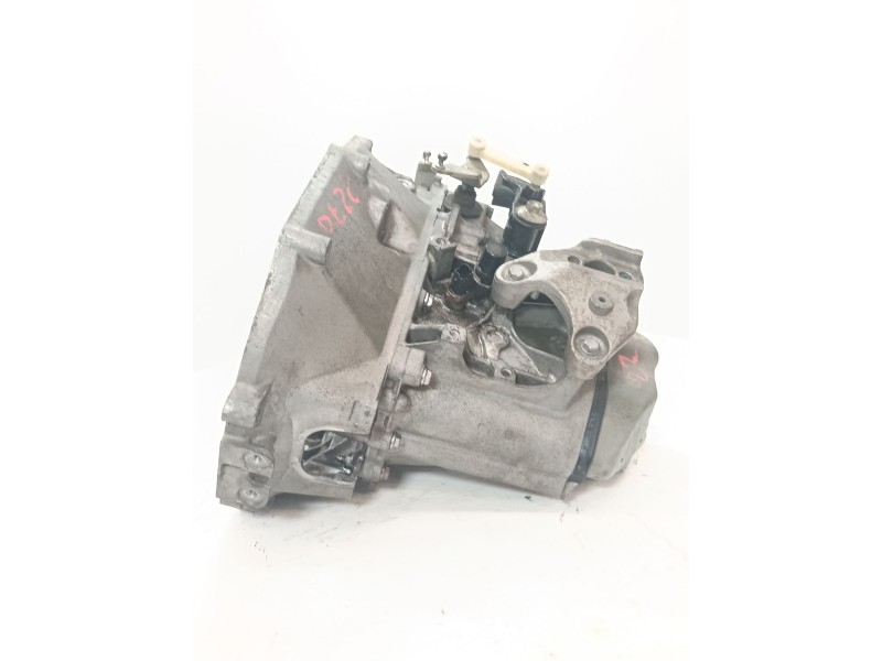 Recambio de caja cambios para peugeot 208 i (ca_, cc_) 1.2 vti 82 referencia OEM IAM 20CR151098466  