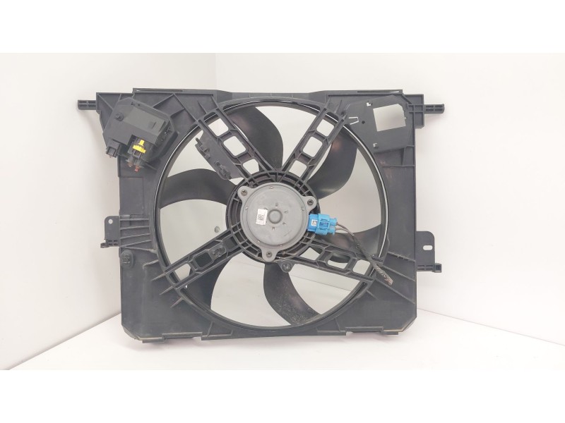 Recambio de electroventilador para renault twingo iii limited referencia OEM IAM   