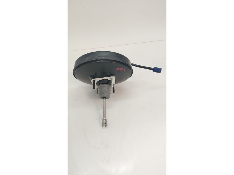 Recambio de servofreno para renault twingo iii limited referencia OEM IAM 472104799R  