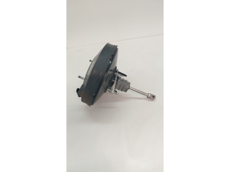 Recambio de servofreno para renault twingo iii limited referencia OEM IAM 472104799R  
							