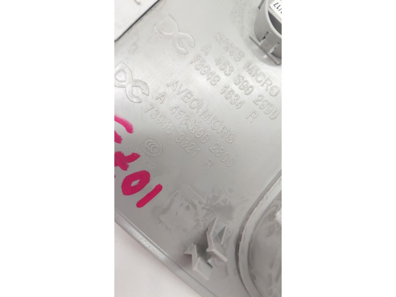 Recambio de luz interior para renault twingo iii limited referencia OEM IAM A4536902900  