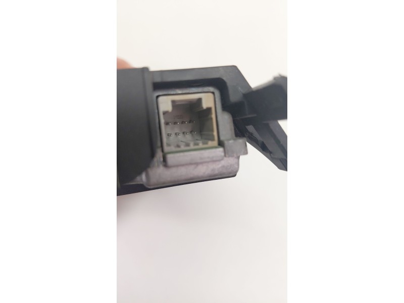 Recambio de modulo electronico para renault twingo iii limited referencia OEM IAM 284621445R  
							