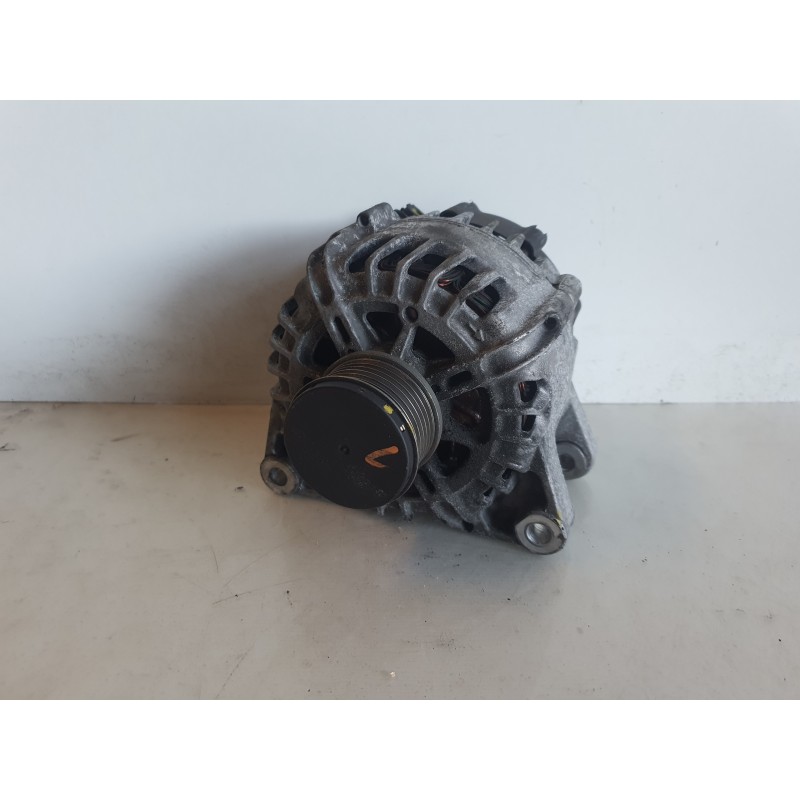 Recambio de alternador para peugeot 208 allure referencia OEM IAM 9818677980  