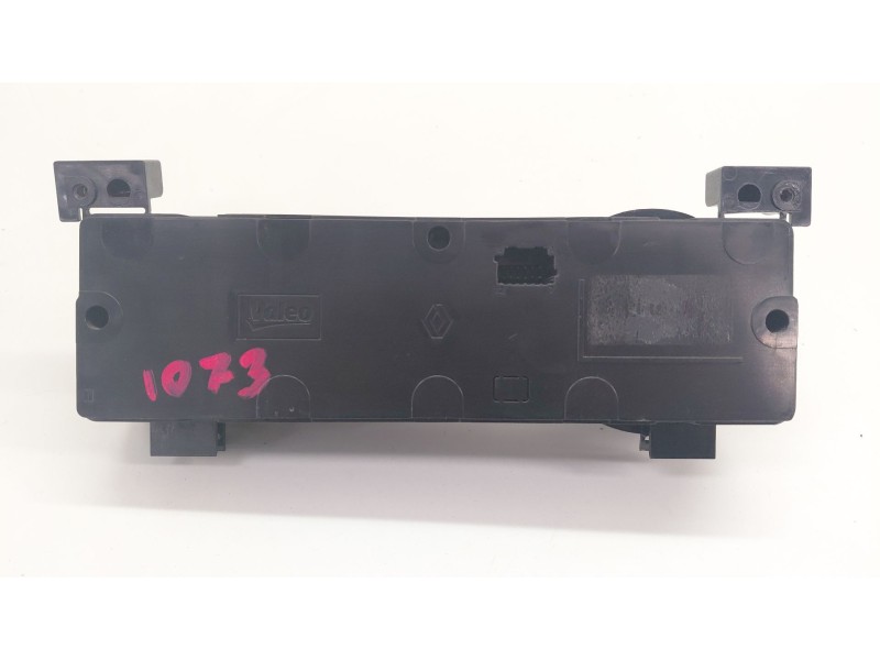 Recambio de mando climatizador para renault twingo iii limited referencia OEM IAM E1119042  
							
