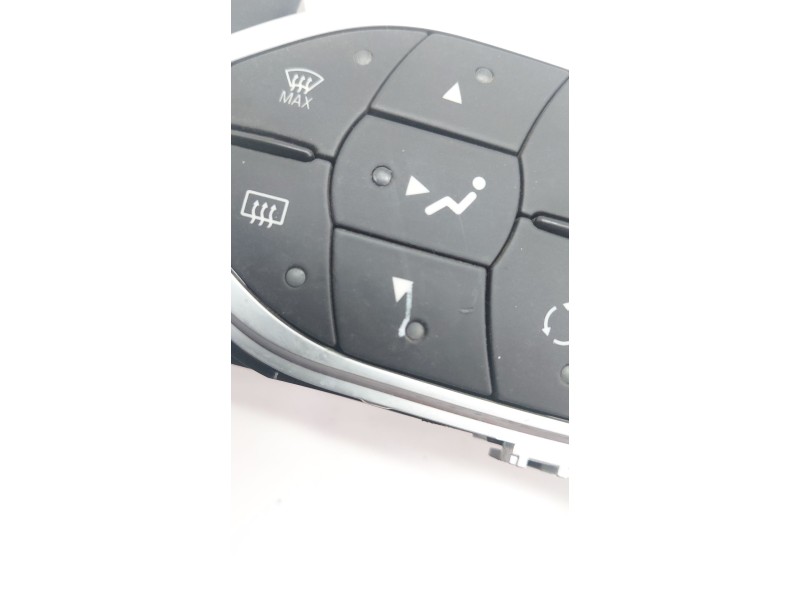 Recambio de mando climatizador para renault twingo iii limited referencia OEM IAM E1119042  