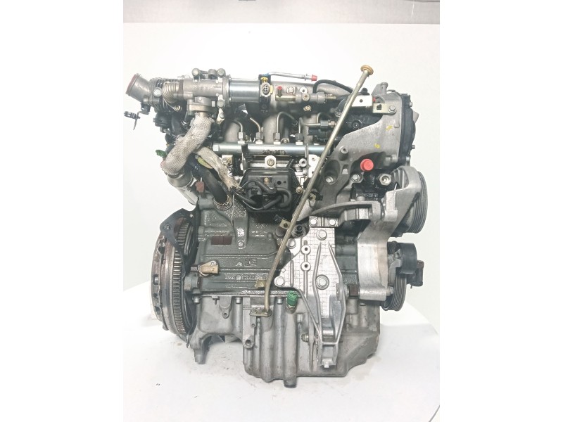 Recambio de motor completo para alfa romeo 147 (190) 1.9 jtd cat referencia OEM IAM 937A2000  
							