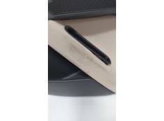 Recambio de guarnecido puerta trasera derecha para jaguar xe 2.0 diesel cat referencia OEM IAM    2