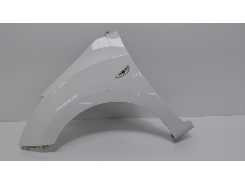 Recambio de aleta delantera izquierda para hyundai i30 (gd) 1.4 crdi cat referencia OEM IAM   
							