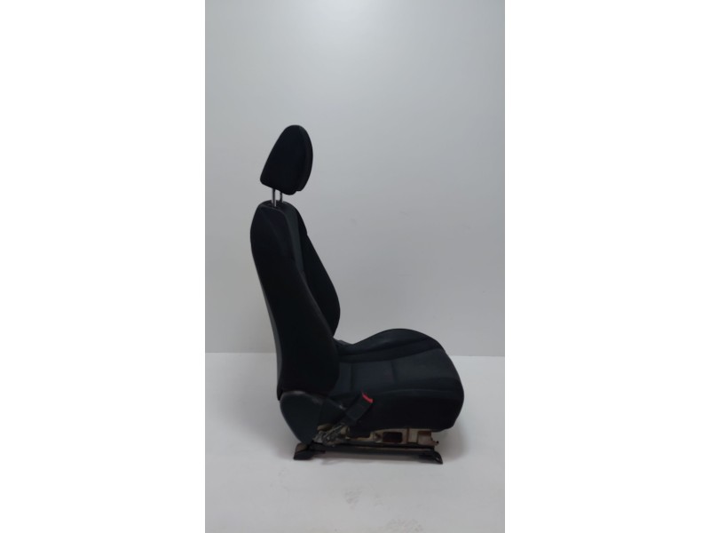 Recambio de asiento delantero izquierdo para hyundai i30 (gd) 1.4 crdi cat referencia OEM IAM   