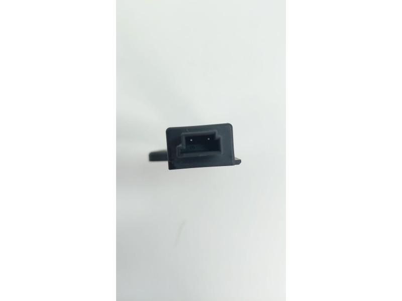 Recambio de antena para bmw serie 1 lim. (f40) 1.5 12v turbodiesel referencia OEM IAM 65206832065  