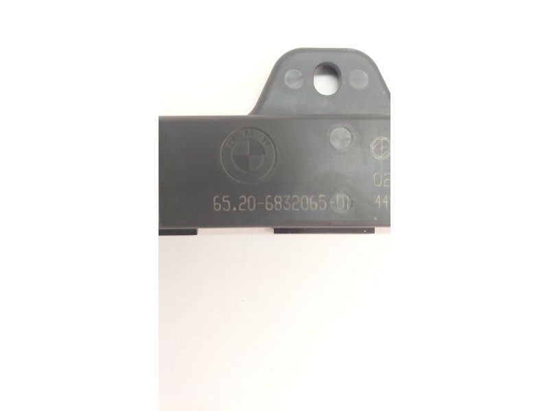 Recambio de antena para bmw serie 1 lim. (f40) 1.5 12v turbodiesel referencia OEM IAM 65206832065  