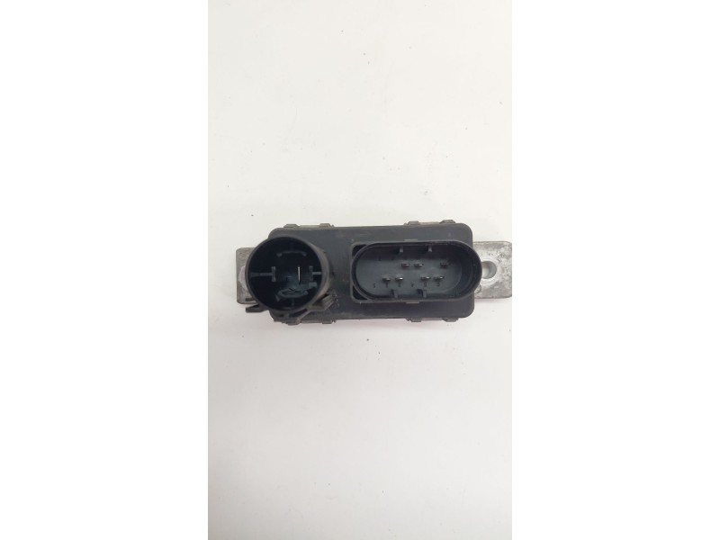 Recambio de caja precalentamiento para jaguar xe 2.0 diesel cat referencia OEM IAM GX7312B533AC  