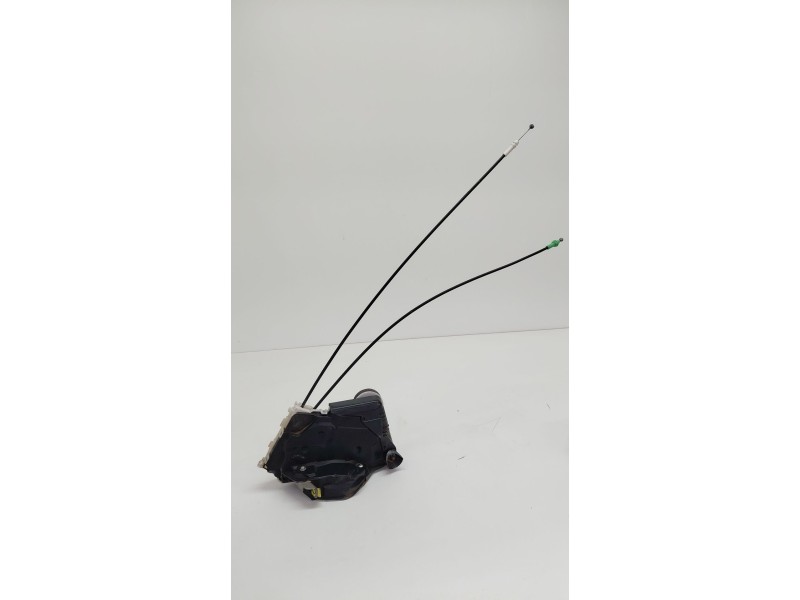 Recambio de cerradura puerta delantera izquierda para toyota yaris (_p13_) 1.3 (nsp130_) referencia OEM IAM T4311140F3  
