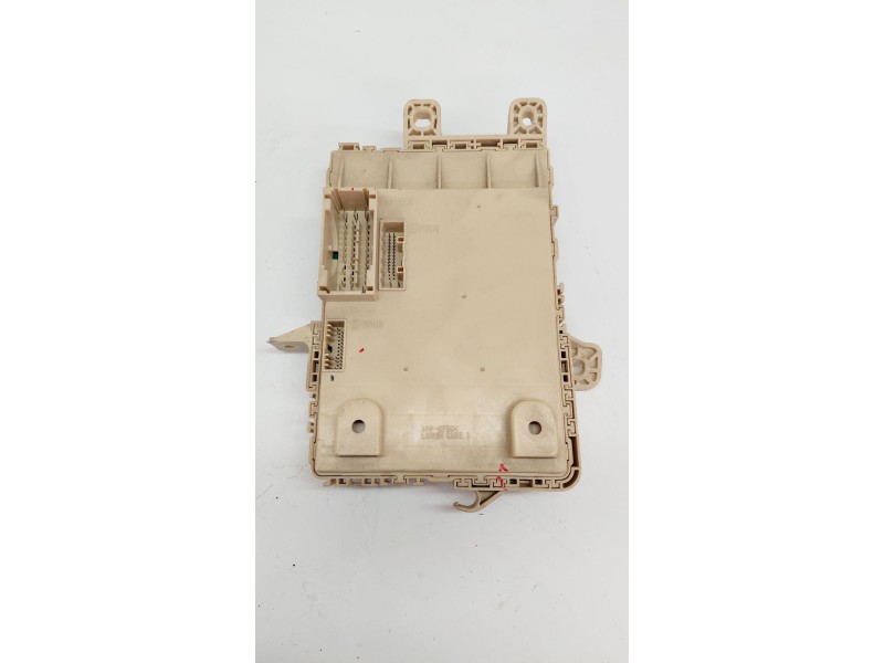 Recambio de caja reles / fusibles para hyundai i30 (gd) 1.4 crdi cat referencia OEM IAM 91950A6021  