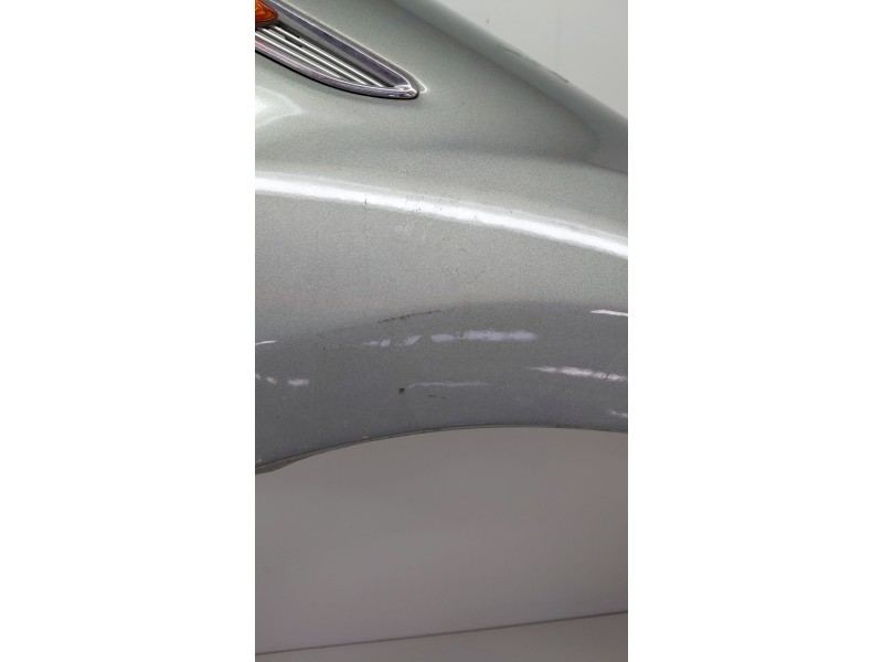 Recambio de aleta delantera derecha para ford mondeo iv (ba7) 2.0 referencia OEM IAM   
							