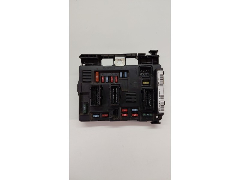 Recambio de caja reles / fusibles para citroën xsara picasso (n68) 1.6 hdi referencia OEM IAM 96506184800  
							