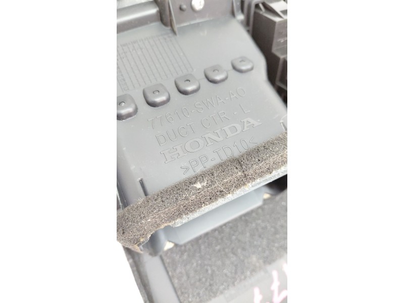 Recambio de rejilla aireadora para honda cr-v (re) 2.2 ctdi referencia OEM IAM 77610SWA  
							