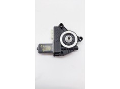 Recambio de motor elevalunas trasero derecho para bmw serie 1 lim. (f40) 1.5 12v turbodiesel referencia OEM IAM 19031060025  