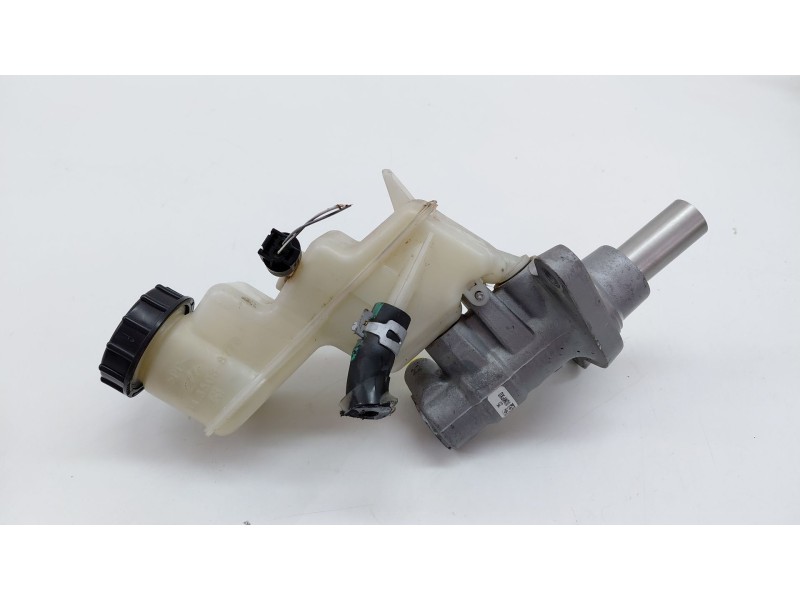 Recambio de bomba freno para toyota yaris (_p13_) 1.3 (nsp130_) referencia OEM IAM 03350887771  