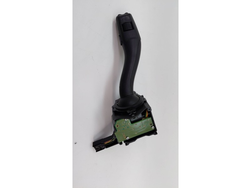 Recambio de mando limpia para toyota yaris (_p13_) 1.3 (nsp130_) referencia OEM IAM 8P0953519E  