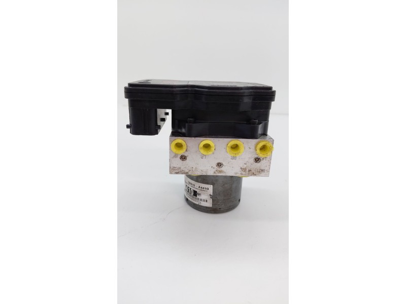 Recambio de abs para kia carens iv 1.7 crdi referencia OEM IAM 58910A4410  