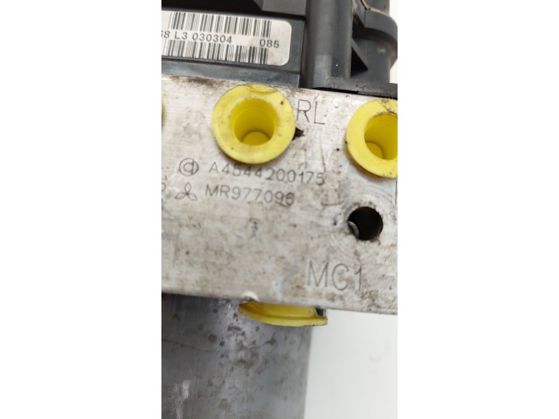 Recambio de abs para smart forfour 1.3 cat referencia OEM IAM A4544200175  
							