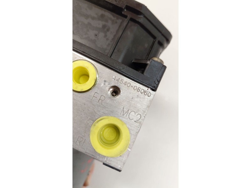 Recambio de abs para toyota avensis station wagon (_t25_) 1.8 (zzt251_) referencia OEM IAM 8954105130  
							