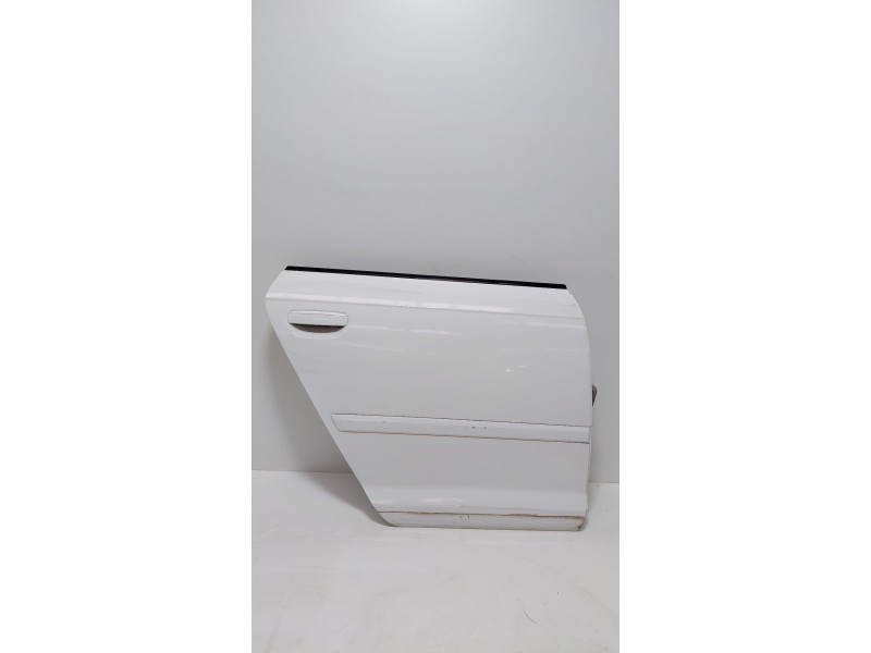 Recambio de puerta trasera derecha para audi a3 (8p) 1.9 tdi referencia OEM IAM   