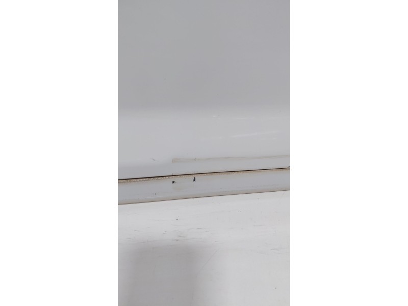 Recambio de puerta trasera derecha para audi a3 (8p) 1.9 tdi referencia OEM IAM   
							