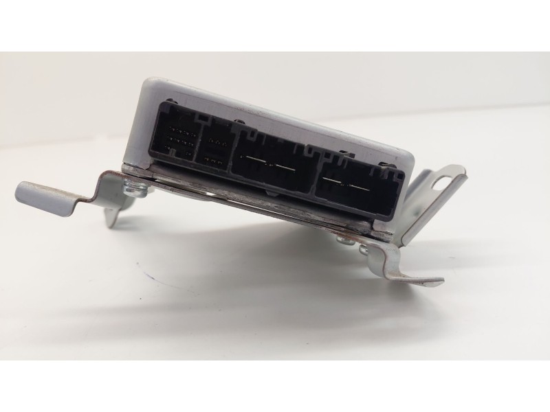 Recambio de modulo electronico para toyota yaris (_p13_) 1.3 (nsp130_) referencia OEM IAM 896500D295  
							
