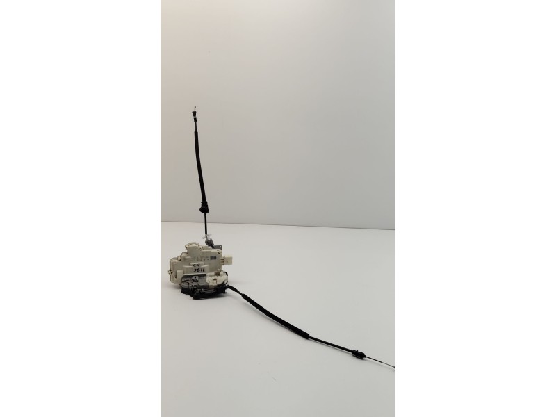 Recambio de cerradura puerta delantera derecha para volkswagen passat berlina (3c2) highline referencia OEM IAM 3C1837016A  
							