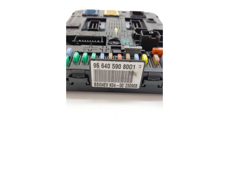 Recambio de caja reles / fusibles para peugeot 308 sw i (4e_, 4h_) 1.6 hdi referencia OEM IAM 966405908001  