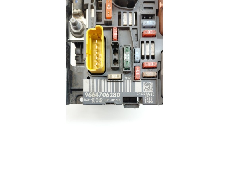 Recambio de caja reles / fusibles para peugeot 308 sw i (4e_, 4h_) 1.6 hdi referencia OEM IAM 9664706280  