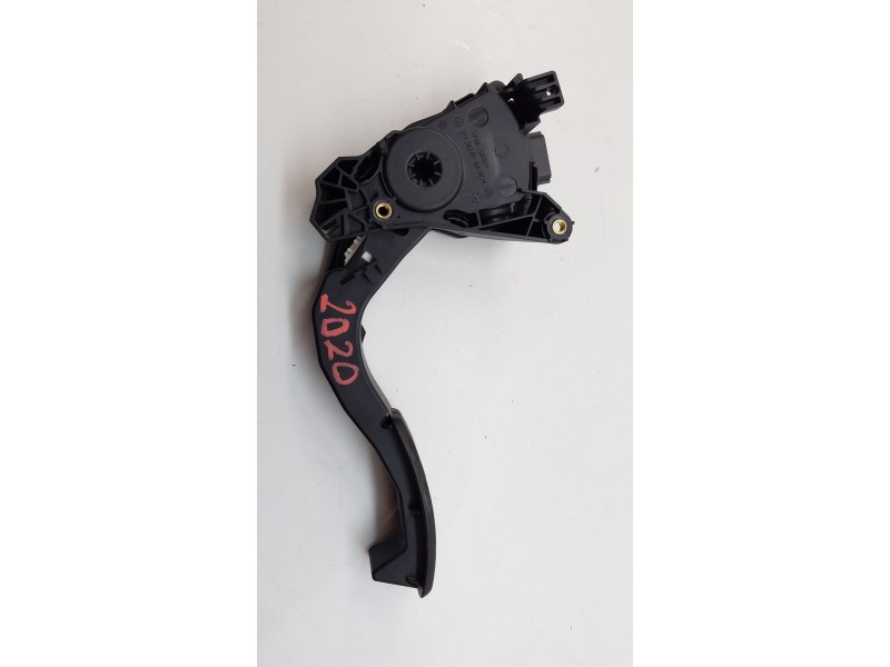 Recambio de pedal acelerador para dacia duster (pym/pyn) duster referencia OEM IAM 180108467R  
