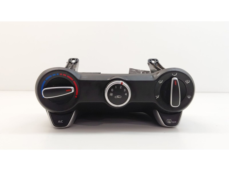 Recambio de mando climatizador para kia stonic (ybcuv) concept referencia OEM IAM 97250H8120LEF  