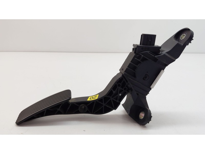 Recambio de potenciometro pedal para kia stonic (ybcuv) concept referencia OEM IAM 00136810  