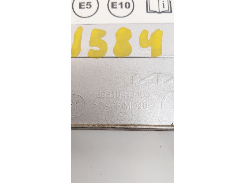 Recambio de tapa exterior combustible para kia stonic (ybcuv) concept referencia OEM IAM 69510H8400  