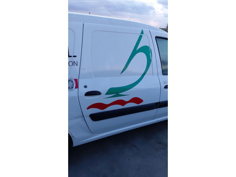 Recambio de puerta trasera derecha para dacia logan express (fs_) 1.5 dci (fs0k) referencia OEM IAM   
							