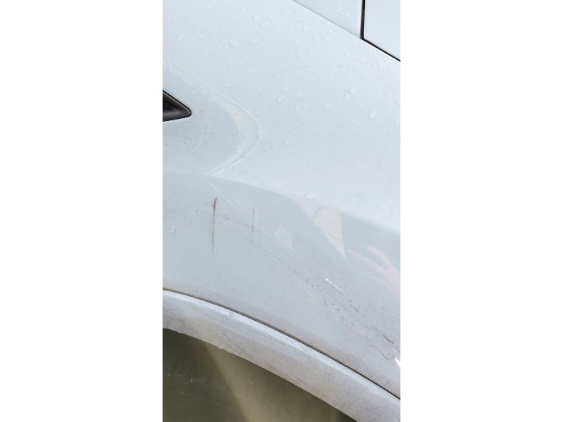 Recambio de aleta delantera derecha para ford kuga i 2.0 tdci referencia OEM IAM   